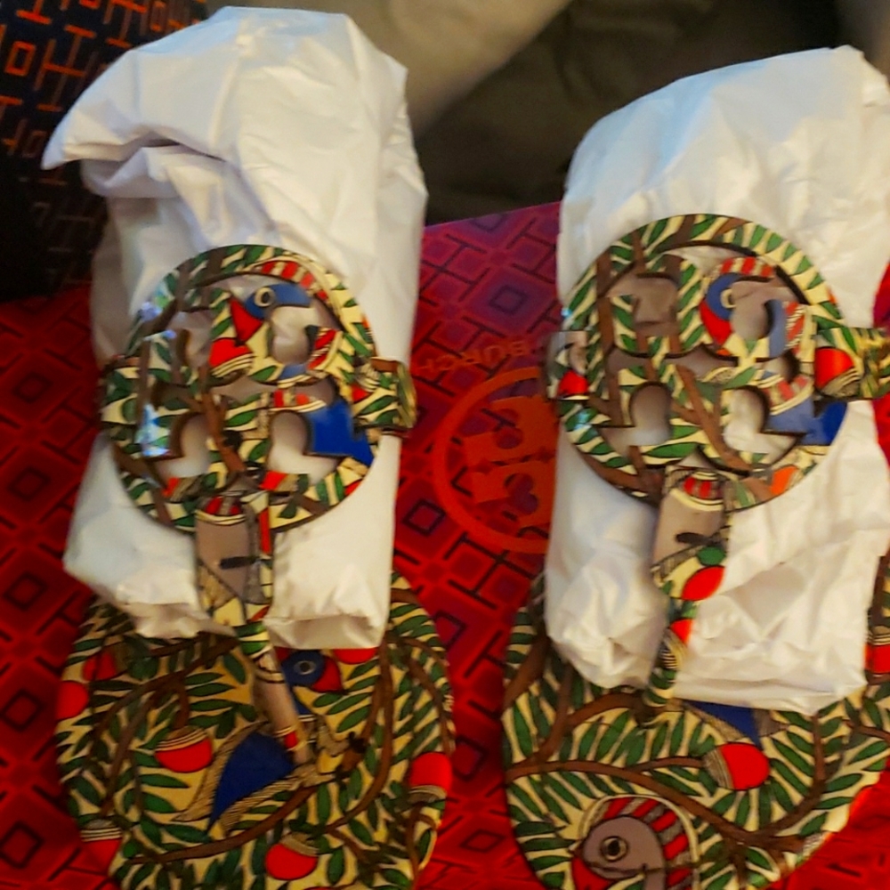 Slippers